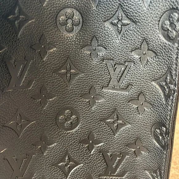 LV black tote - excellent condition - Picture 5 of 10